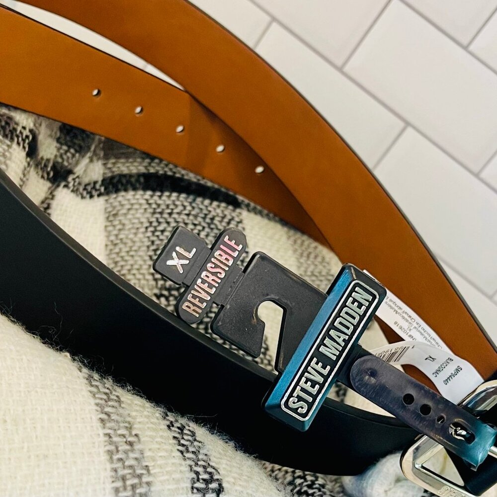 NWT Steve Madden XL Reversible Belt
